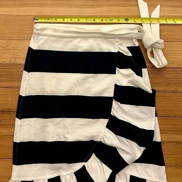 J. Crew rugby knit wrap skirt Navy/ Ivory. Size XS. - Picture 8 of 13